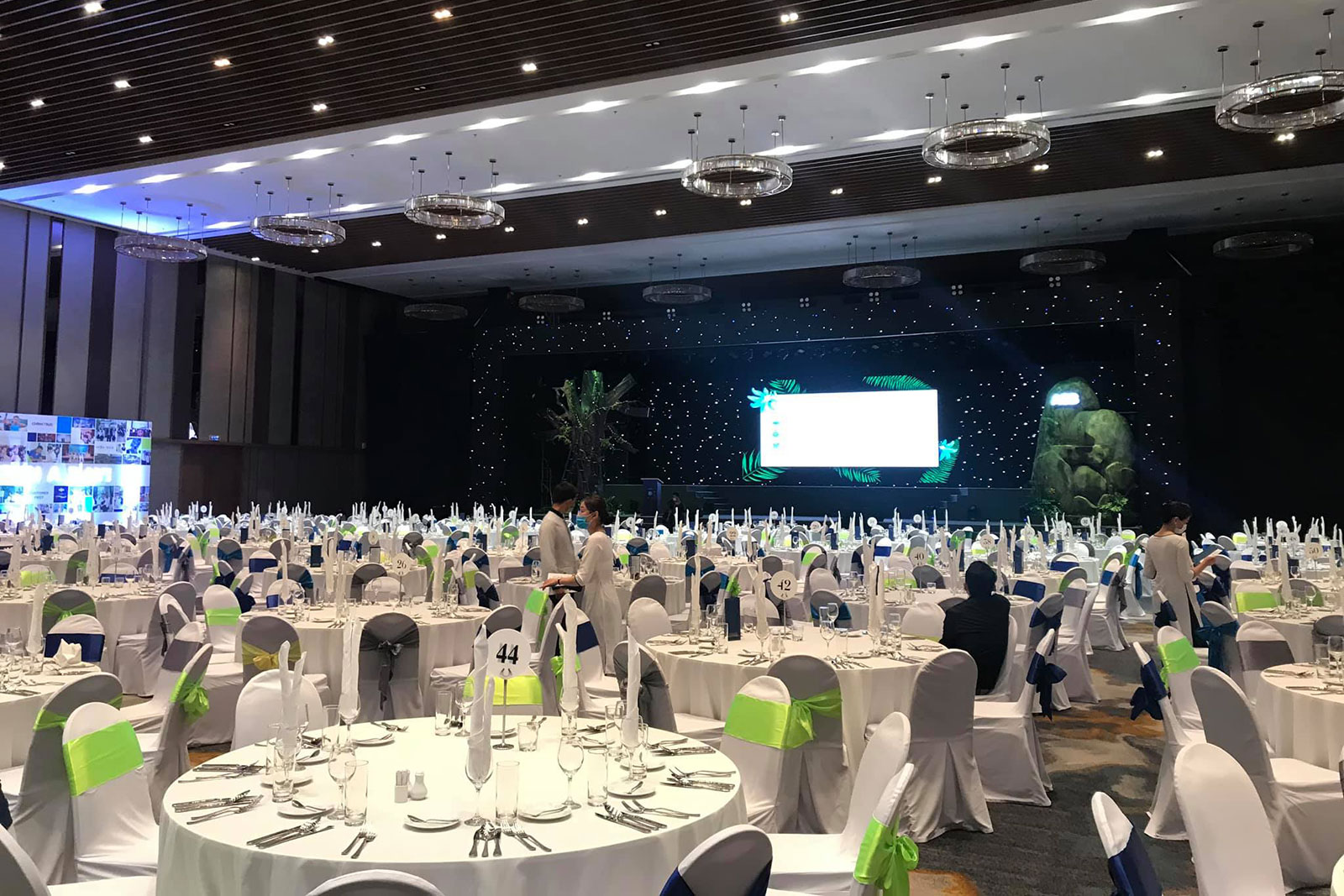 “INTO THE JUNGLE” GALA DINNER AND ACTIVATION DAY 2021