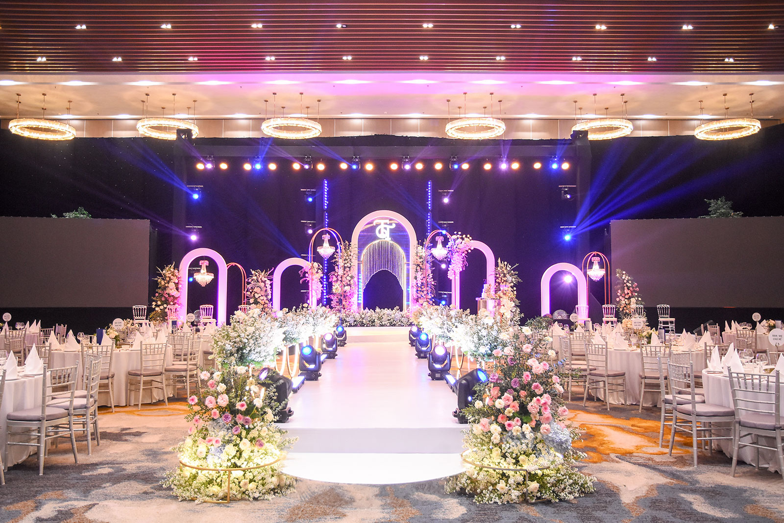 ARIYANA CONVENTION CENTRE DANANG| WHERE YOUR LOVE BEGINS