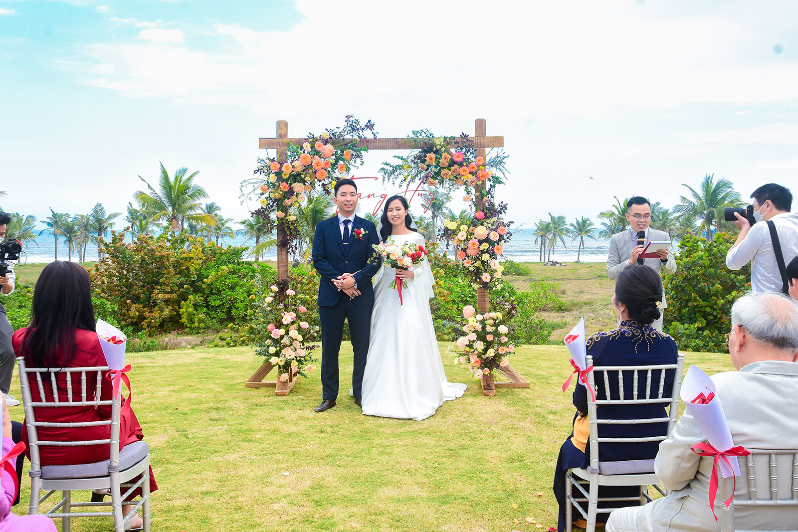WEDDING HUY - TRANG AT FURAMA RESORT DANANG