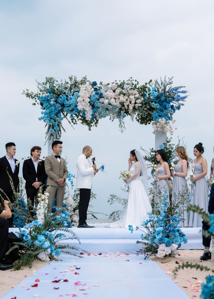 Vows by the beach & a Magnificent Wedding at Ariyana Convention Centre Danang