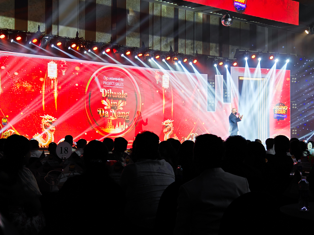Asian Paints continues a successful journey of Indian events at Ariyana Convention Centre Danang