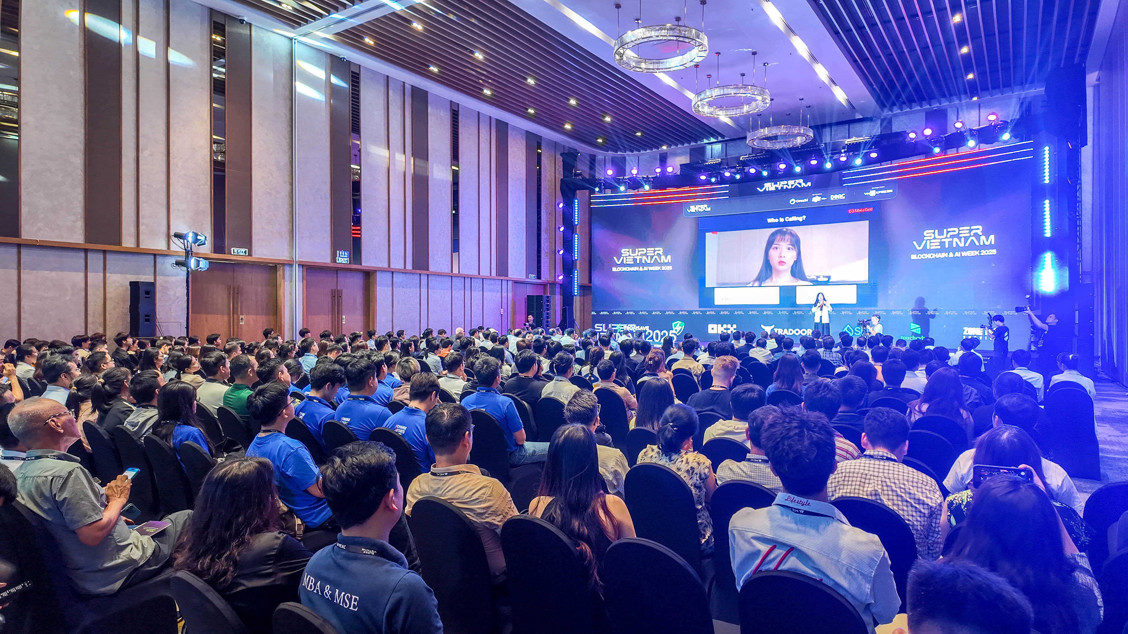 Khám phá tiềm năng tương lai của Blockchain & AI cùng Super Vietnam 2025 tại Cung Hội nghị Quốc tế Ariyana Đà Nẵng