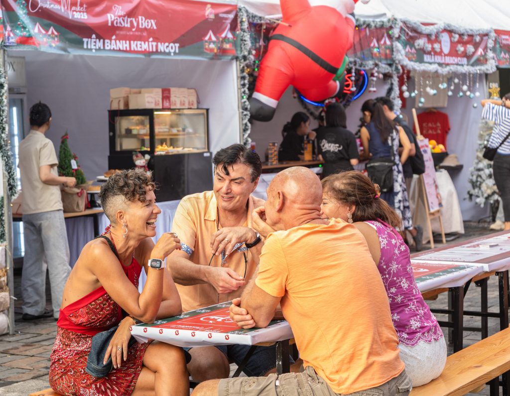 Sự kiến đã thu hút rất nhiều khách du lịch đến thành phố Đà Nẵng