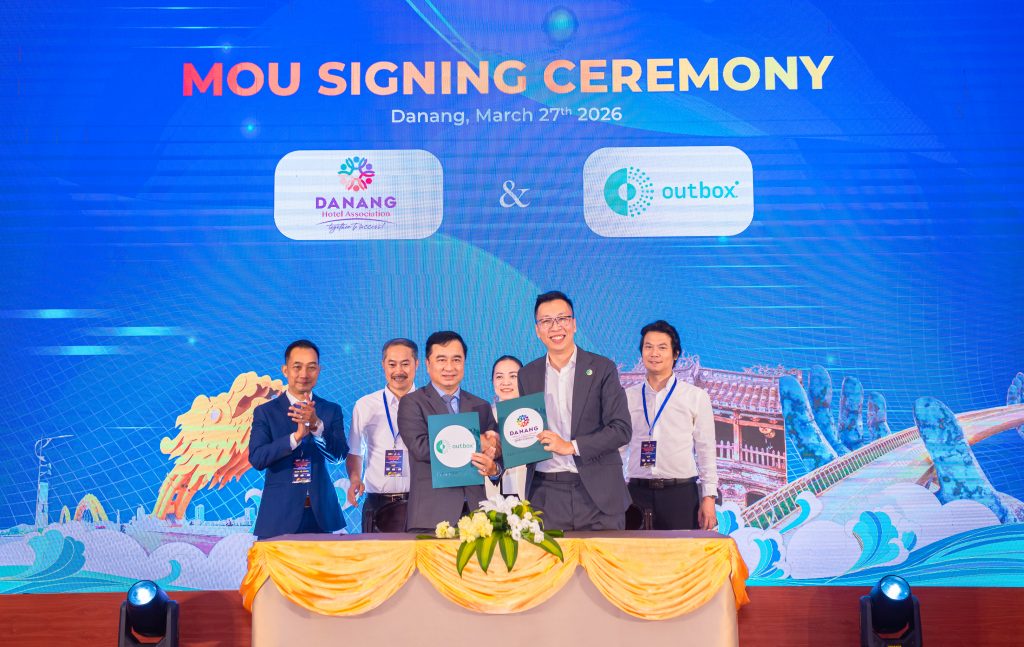 Lễ ký kết Biên bản ghi nhớ hợp tác (MOU) giữa Chi hội Khách sạn Đà Năng (DHA) và Outbox Company