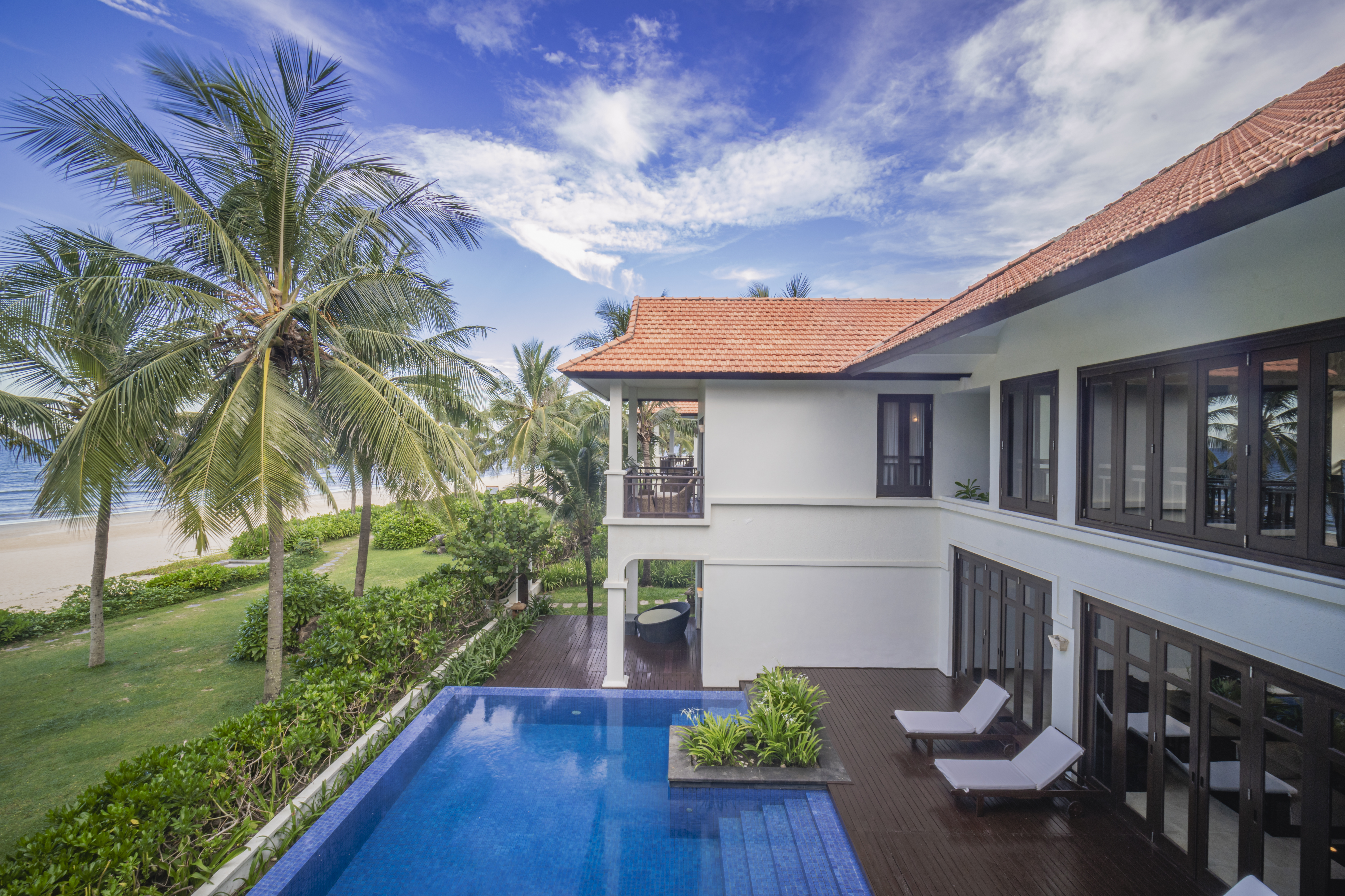 BEACH-FRONT VILLA