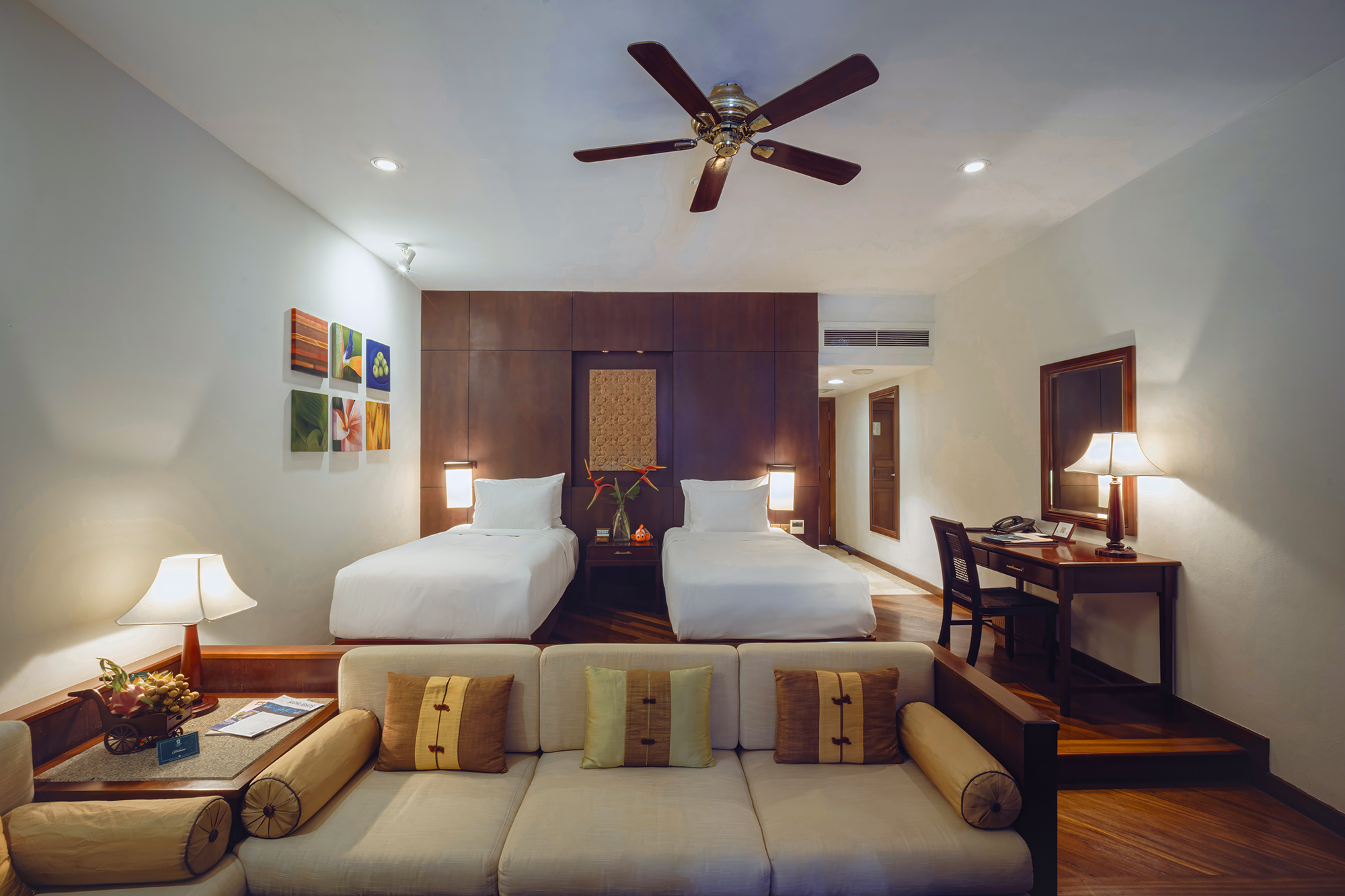 OCEAN STUDIO SUITE 
