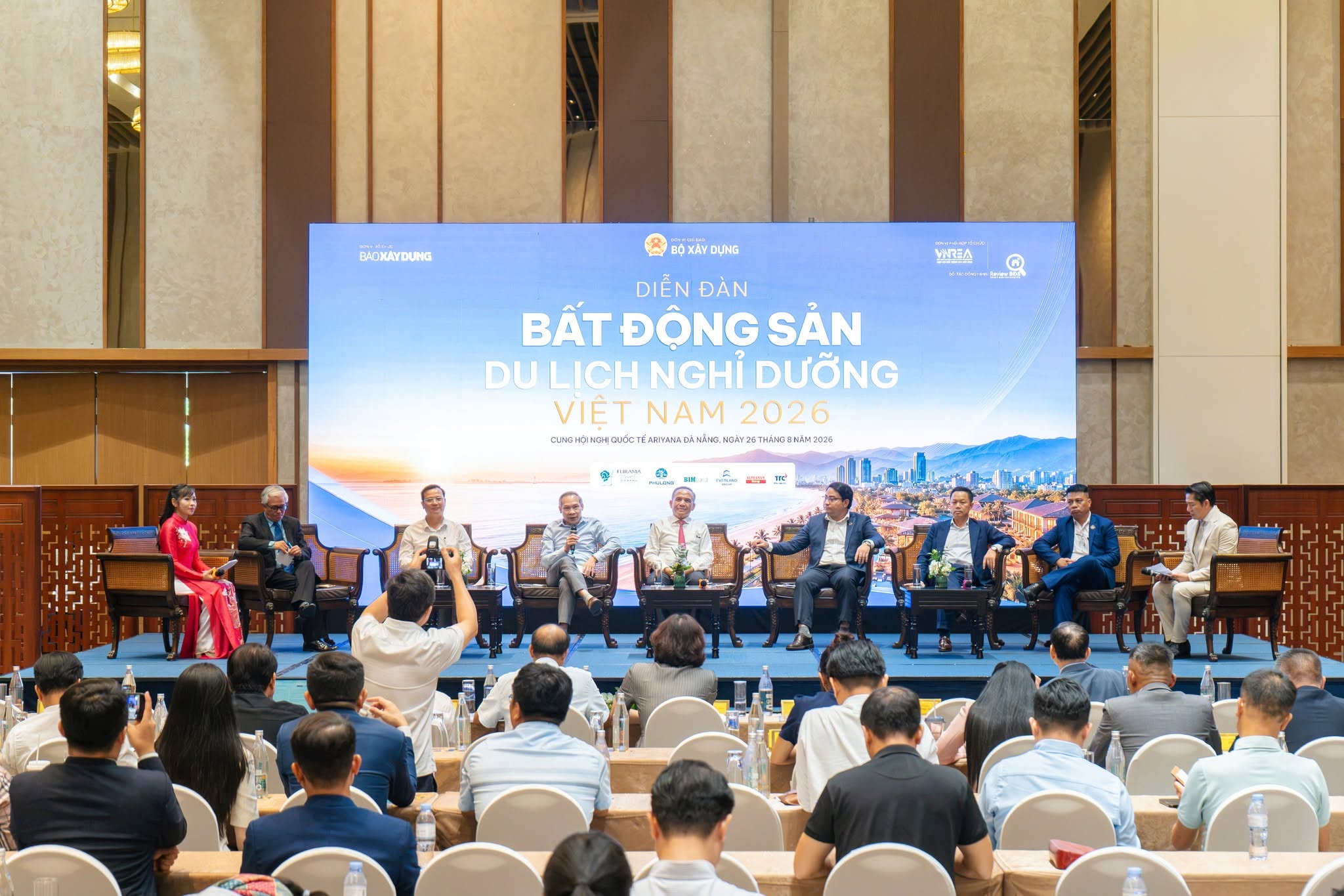 TỪ “TĂNG TRƯỞNG SỐ LƯỢNG” ĐẾN “BỨT PHÁ GIÁ TRỊ” CHO DU LỊCH NGHỈ DƯỠNG VIỆT NAM